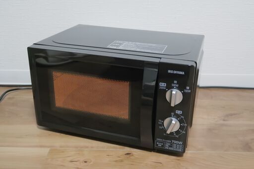 さらにさらに価格下げました！　シンプルでかっこいい電子レンジ！　60Hz アイリスオーヤマPMB-T176-6-B まだまだ使えますので、取りに来て下さる方に！