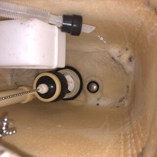 【 枚方市 】トイレの水漏れ・詰まり　即日訪問修理　最短30分 - 地元のお店