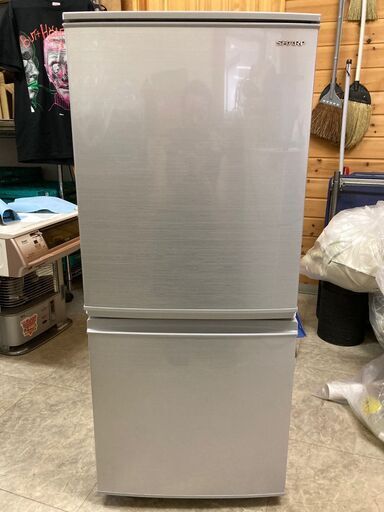 美品！★SHARP★SJ-D14F 2D冷蔵庫 2019年 高年式 137L シャープ キッチン 生活家電