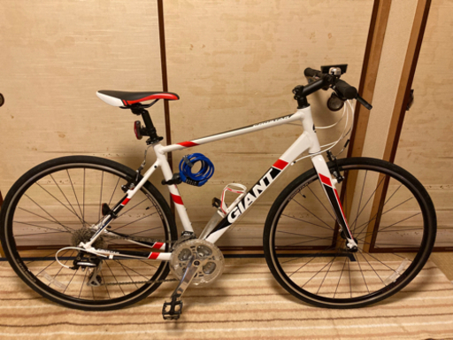 GIANTクロスバイク中古品
