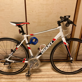 GIANT クロスバイク中古品