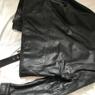 本皮ライダーズジャケットの画像