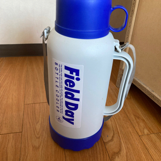 1.5ℓのペットボトルがそのまま入る水筒　【取引中】