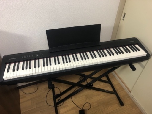 鍵盤楽器、ピアノ Roland FP30