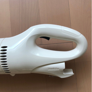 掃除機 マキタコードレスクリーナー（充電式）の画像