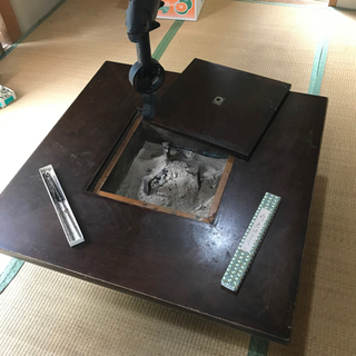 囲炉裏 いろり 囲炉裏型火鉢 サイズ 約90×90×34cm 直...