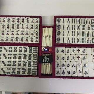 【リサイクルストアスターズ城西店】麻雀牌　点棒セットの画像