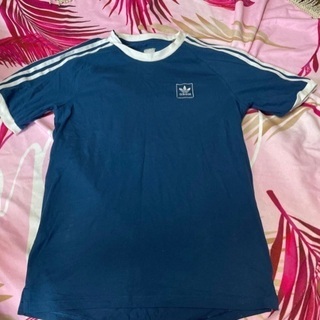 adidas Tシャツ