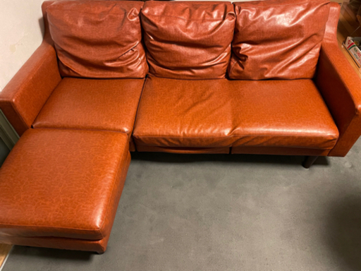 レザー調ソファー