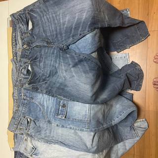 取り引き中、古着ジーンズ、ブーツカットの画像