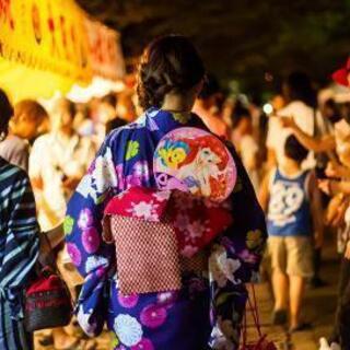 浴衣で一緒に出店まわりましょ！