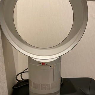 ダイソン扇風機　とスリッパ立て　セットで　中古の画像