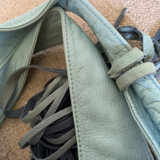 無料　水色の本革バック　蛇皮のベルト　中古　難ありの画像