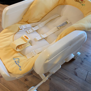 アルコール洗浄済み　ベビーハイローチェア