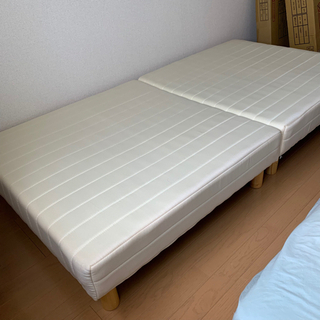 お譲り先決定しました　ニトリ　シングルベッド　足付き　取り外し可能の画像