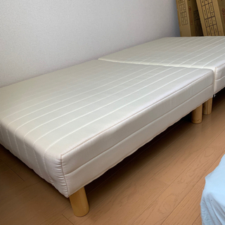 お譲り先決定しました　ニトリ　シングルベッド　足付き　取り外し可能の画像