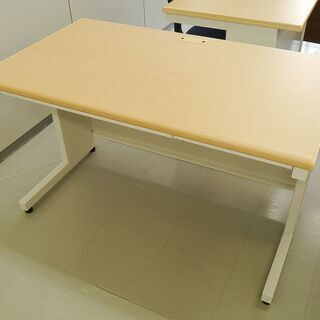 イス付き！ 特価 事務机 2台ご用意出来ます！ 勉強机 ワークデスク