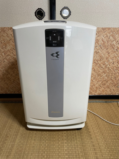 ☆ダイキン DAIKIN MCK704JT-W うるおい光クリエール加湿空気清浄機◆お部屋の空気を清潔に