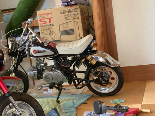 ホンダ　モンキー　車体　6v 12v変換