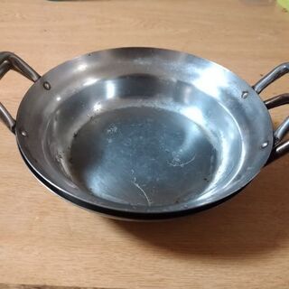 鍋焼きうどんの鍋2つ