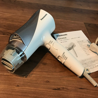 ドライヤー Panasonic イオニティ【一部不具合あり】