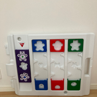 日本育児 ミュージカルキッズランドDX 本体+拡張トイパネル(2枚)セット 計8枚の画像