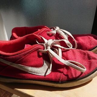 最終値下げ‼️ナイキ スニーカー赤 29cm