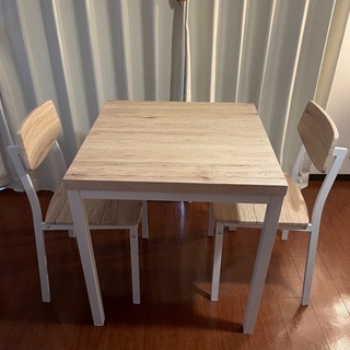 ダイニングテーブル