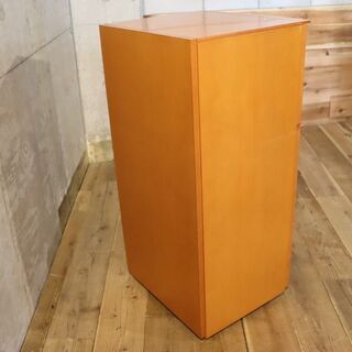 arflex(アルフレックス)のCOMPOSER(コンポーザー) キャビネットです。ナチュラルな質感とシンプルなデザインはスタイリッシュなインテリアや北欧スタイルの本棚や食器棚にもおススメです！BH708の画像