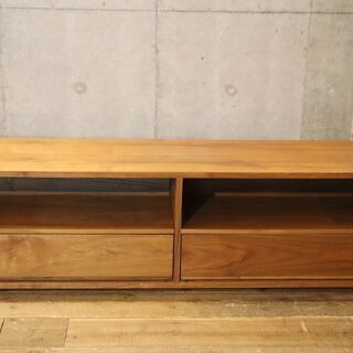 人気の無印良品(MUJI)のウォールナット材 スタッキングキャビネット