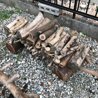 無料で引き受けます。建築端材、倒木、くず木 - 買いたい/ください