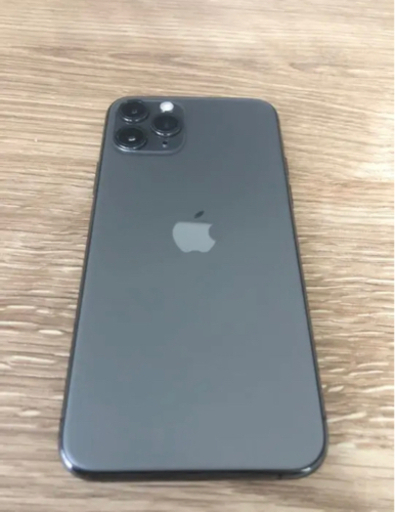 売れました。　iPhone 11 pro 512gb SIMフリー