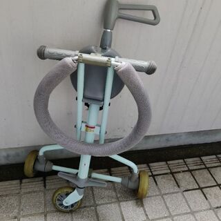 超軽い!　折りたたみ三輪車の画像