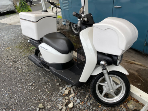 ホンダ　ベンリィ 110  BOX カバー付き