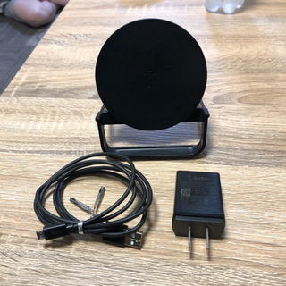 非接触充電器　belkin 