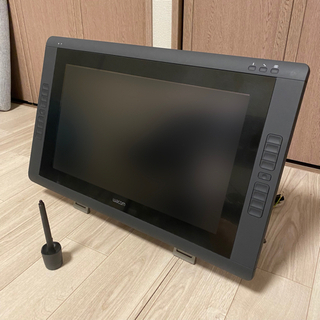 wacom cintiq 22HD touch 液晶ペンタブレット
