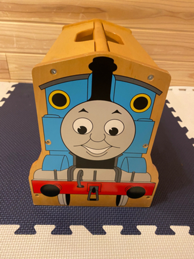 トーマス　棚