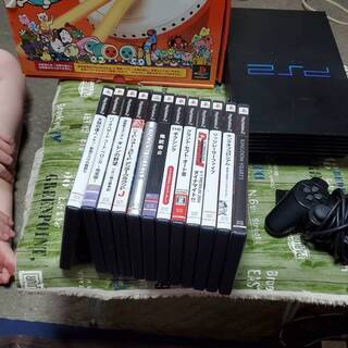PS２本体とソフト数本セットの画像