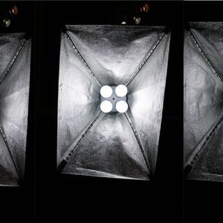  LED電球付 ソフトボックス　撮影用照明の画像