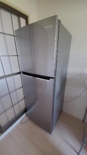 美品　未使用　冷蔵庫 HISENSE　HRB2302　総内容量227L