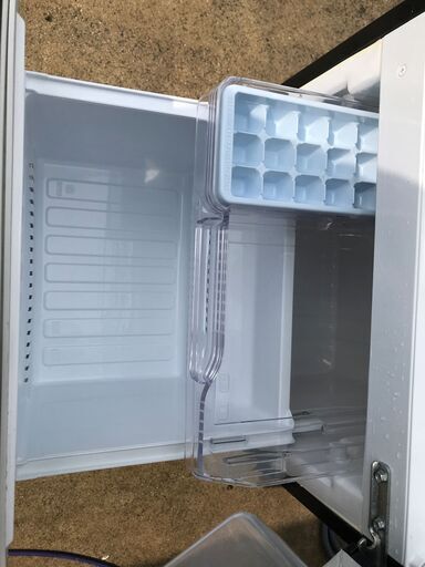 ★黒色★MITSUBISHI★５５００円★冷蔵庫14６L★下見歓迎です★稼働品★