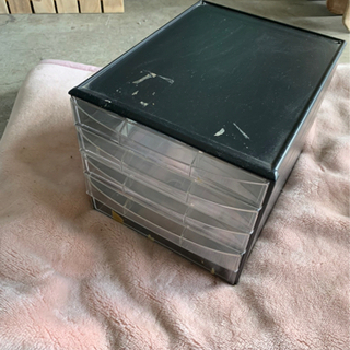 【無料】860 4段書類ケースをお譲り致します！！