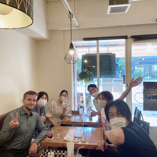 8/11(水)15:00-16:00 14:00〜中級英会話　1...