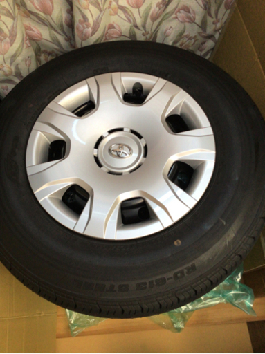 受渡し予定者が決まりました。ハイエースのタイヤセット