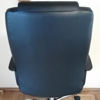 コーナンで購入 合皮チェアの画像