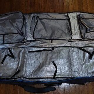スノーボード キャリーバッグ ローラー付きの画像