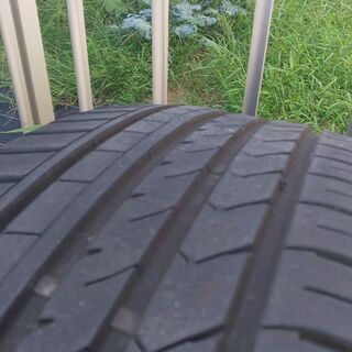 20年製 WINRUN R330  225/40ZR19 (225/40R19) 2本の画像
