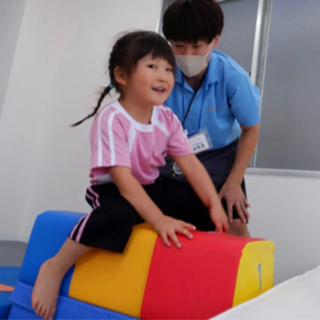 【運動指導×学習支援】運動も勉強も一緒に楽しく学べる体操教室
