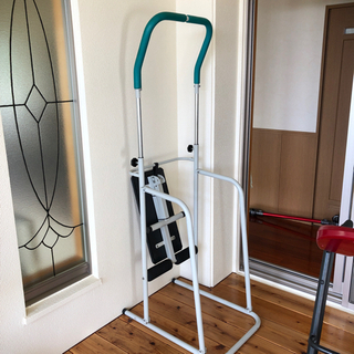 ぶら下がり　健康器具
