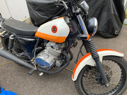 スズキ　グラストラッカー